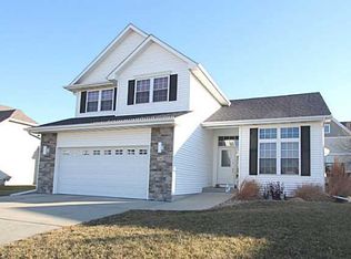 365 NE Cardinal Ln, Waukee, IA 50263