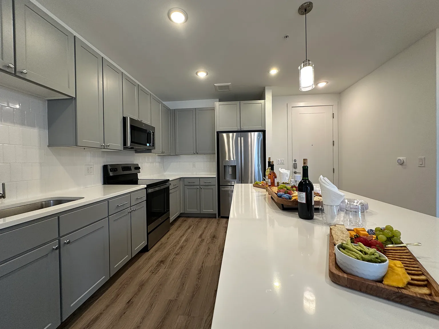 E Riverside Dr, Austin — Photo 2