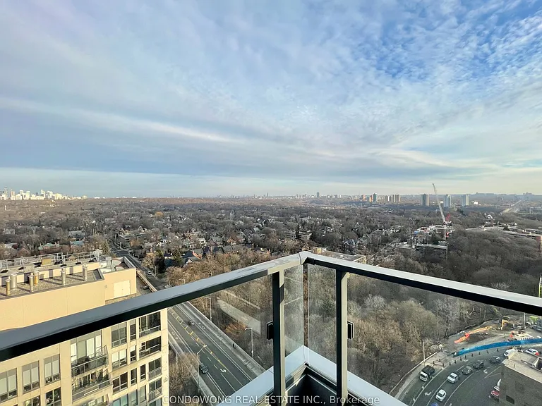 395 Bloor St E #1908 — Photo 9
