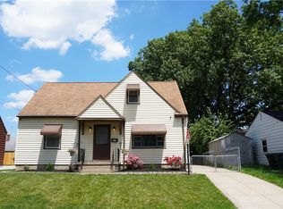 1863 Java Ave, Akron, OH 44305