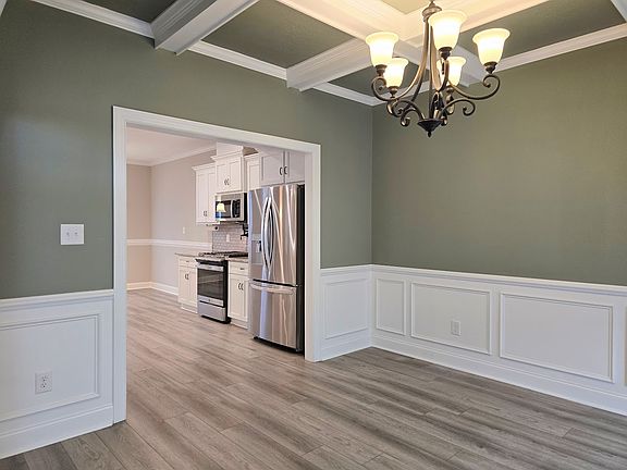 5th image of 753 Bancroft Dr
