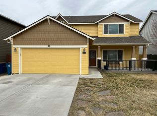 2990 NE Red Oak Dr, Bend, OR 97701