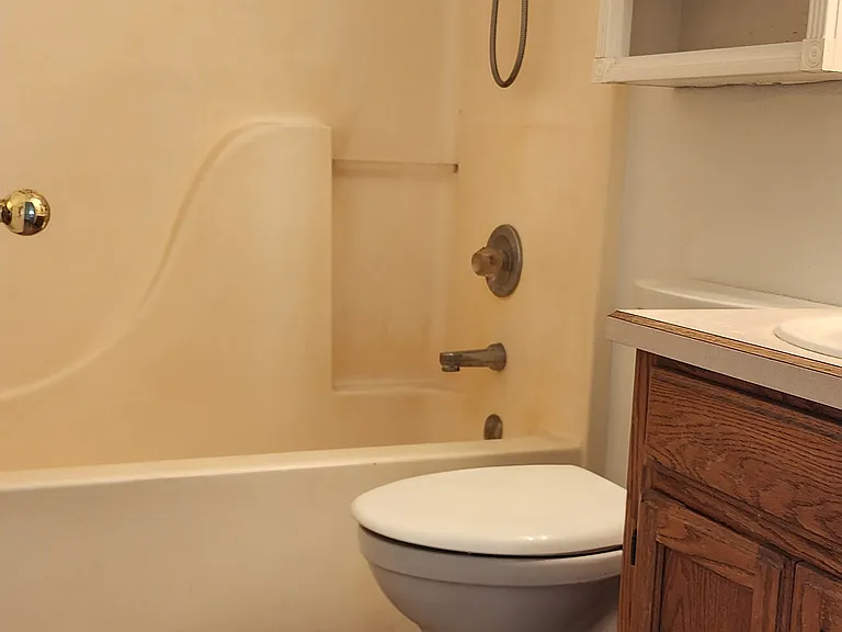 405 Cindy Ln — Photo 12