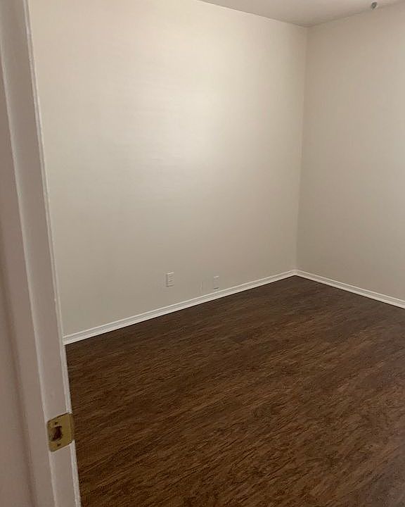 1st image of 1413 Nila Dr