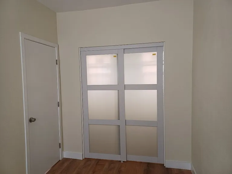 324 W Opp St #9 — Photo 11