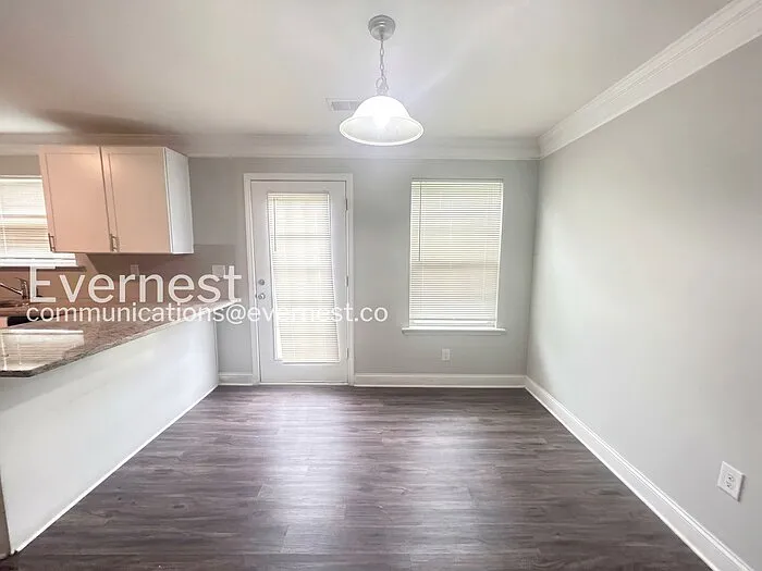 5298 Hanover St — Photo 7