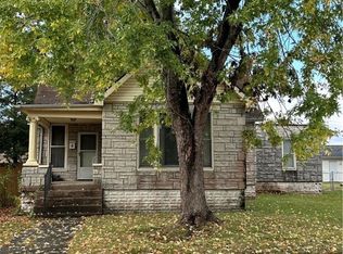 370 Paradise Ave, Sellersburg, IN 47172