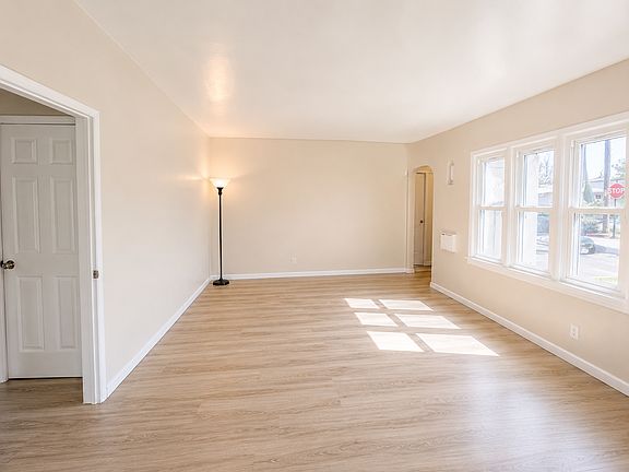 4th image of 8501 S 5th Ave #A