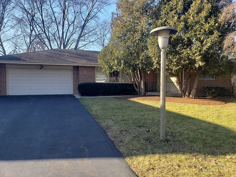 1st image of 700 Cedar Ave