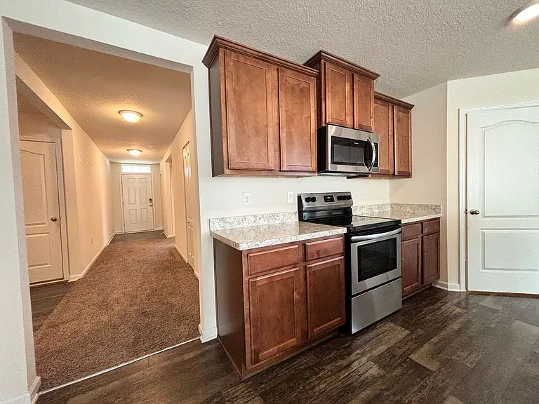1763 Eagle View Way — Photo 14