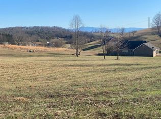 31 Sugarwood Dr, Kodak, TN 37764