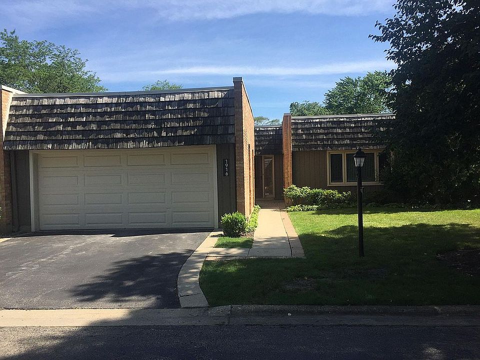 1st image of 1916 Somerset Ln