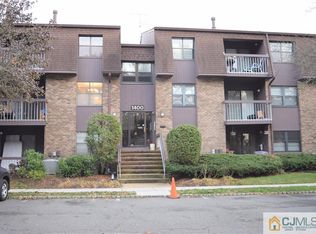 1422 Country Mill Dr, East Windsor, NJ 08512
