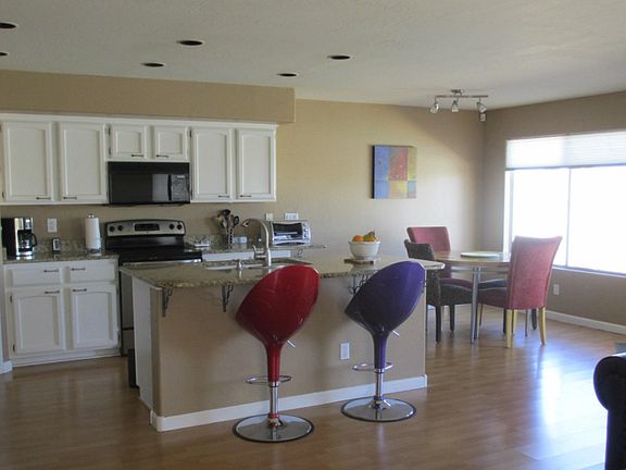 3rd image of 2036 E Angela Dr