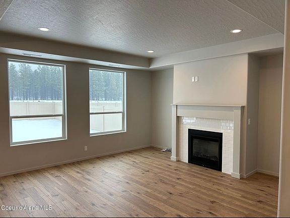 3rd image of 6209 W Dayton Ave