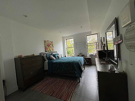 2nd image of 400 Brook Ave APT 3A