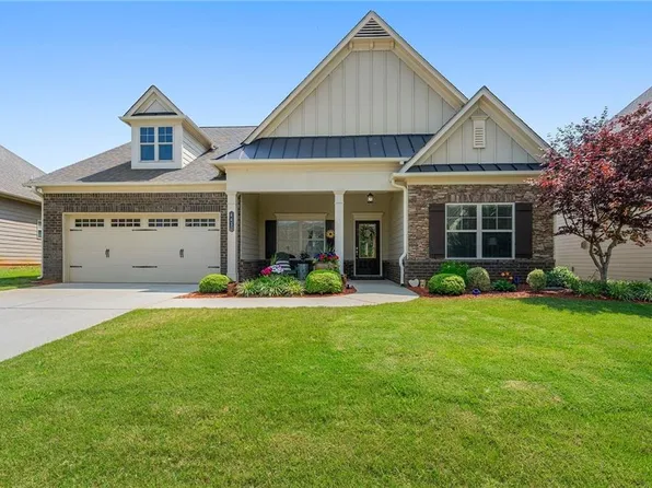 4412 Clubside Dr, Gainesville, GA 30504