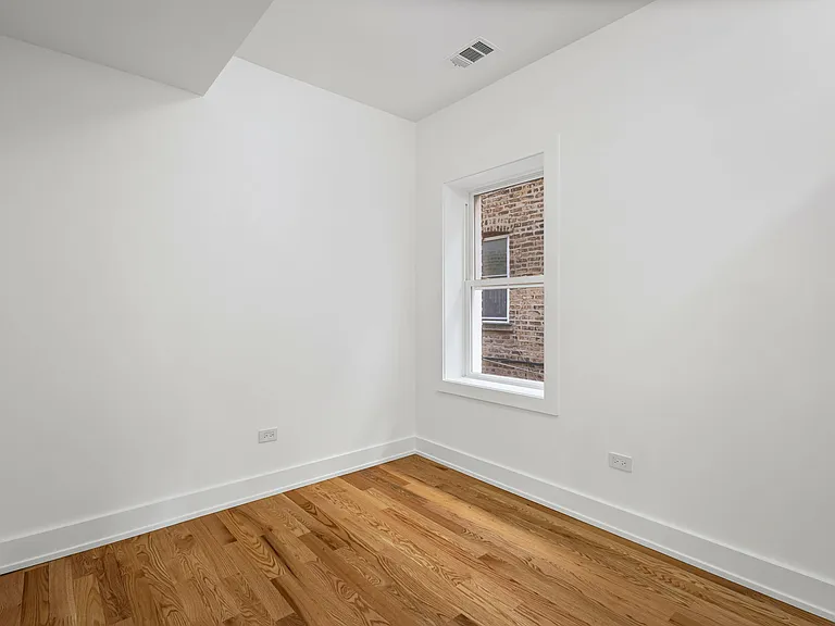 3934 N Sawyer Ave #1 — Photo 9