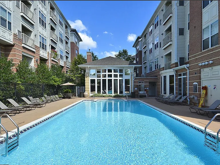 2791 Centerboro Dr #186 — Photo 11