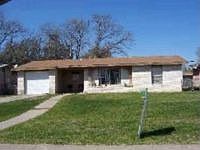 2nd image of 4215 Eisenhauer Rd