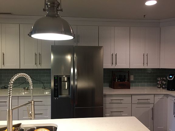 Stainless Fridge w/separate door for drinks