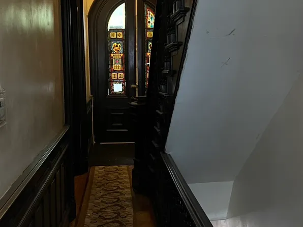 379 Grand Avenue image 5 of 5