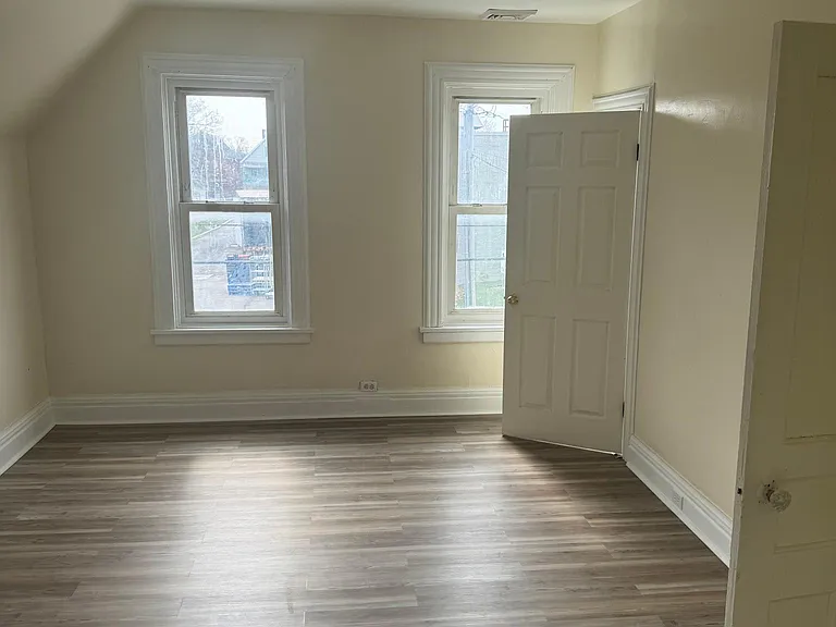 46 Landon St #2 — Photo 4