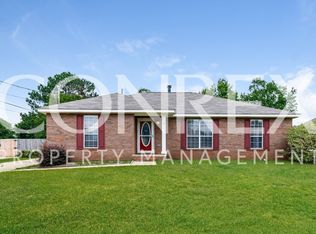 516 Mount Airy Dr, Prattville, AL 36067
