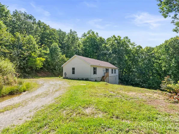 47 Red Valley Rd, Penrose, NC 28766