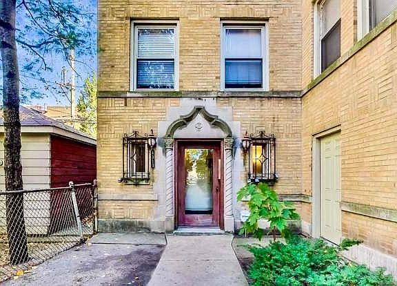 2nd image of 4313 N Paulina St #2