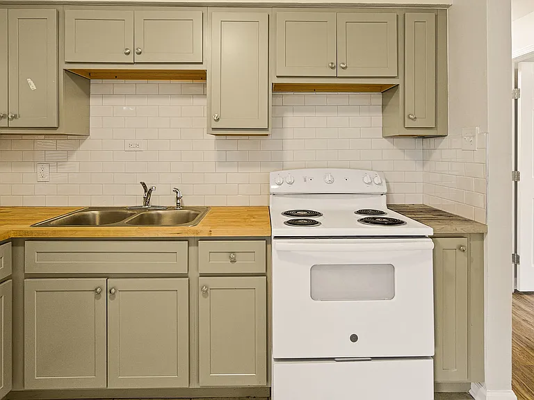 1201 Billings Dr — Photo 11
