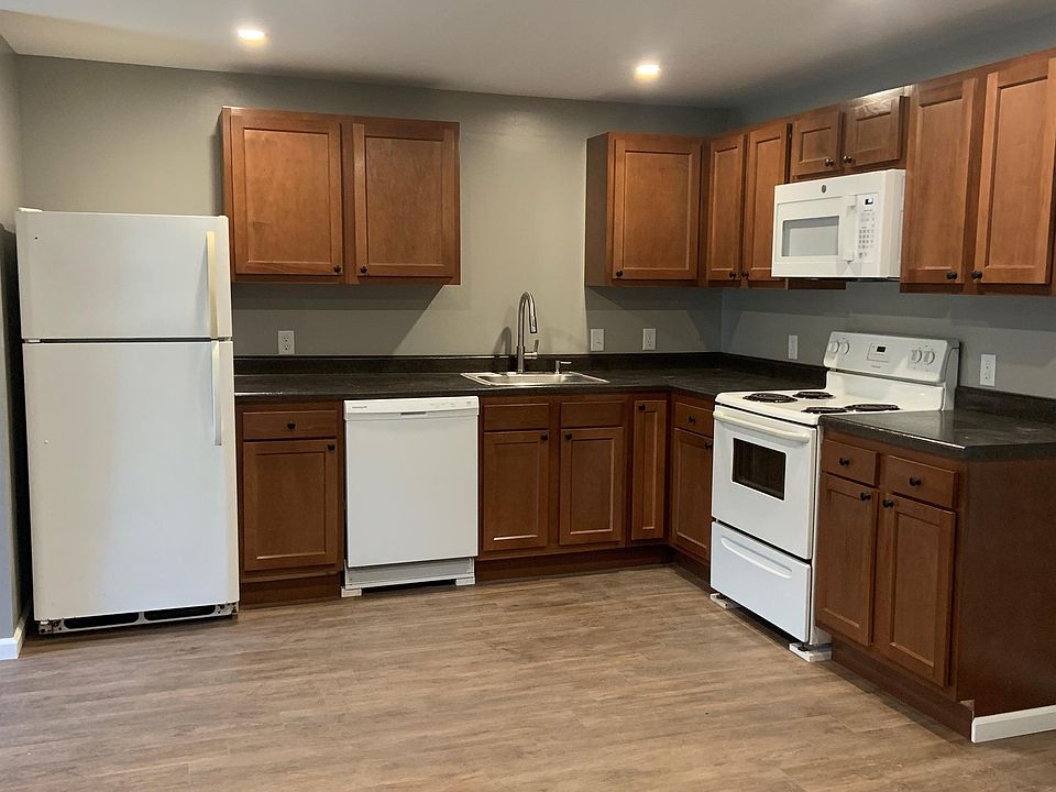 63 South Main Street Apt. 3 Kitchen