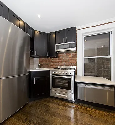 Rented by Avenues Real Estate | media 8