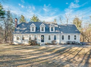 18 Stonebridge Rd, Groveland, MA 01834