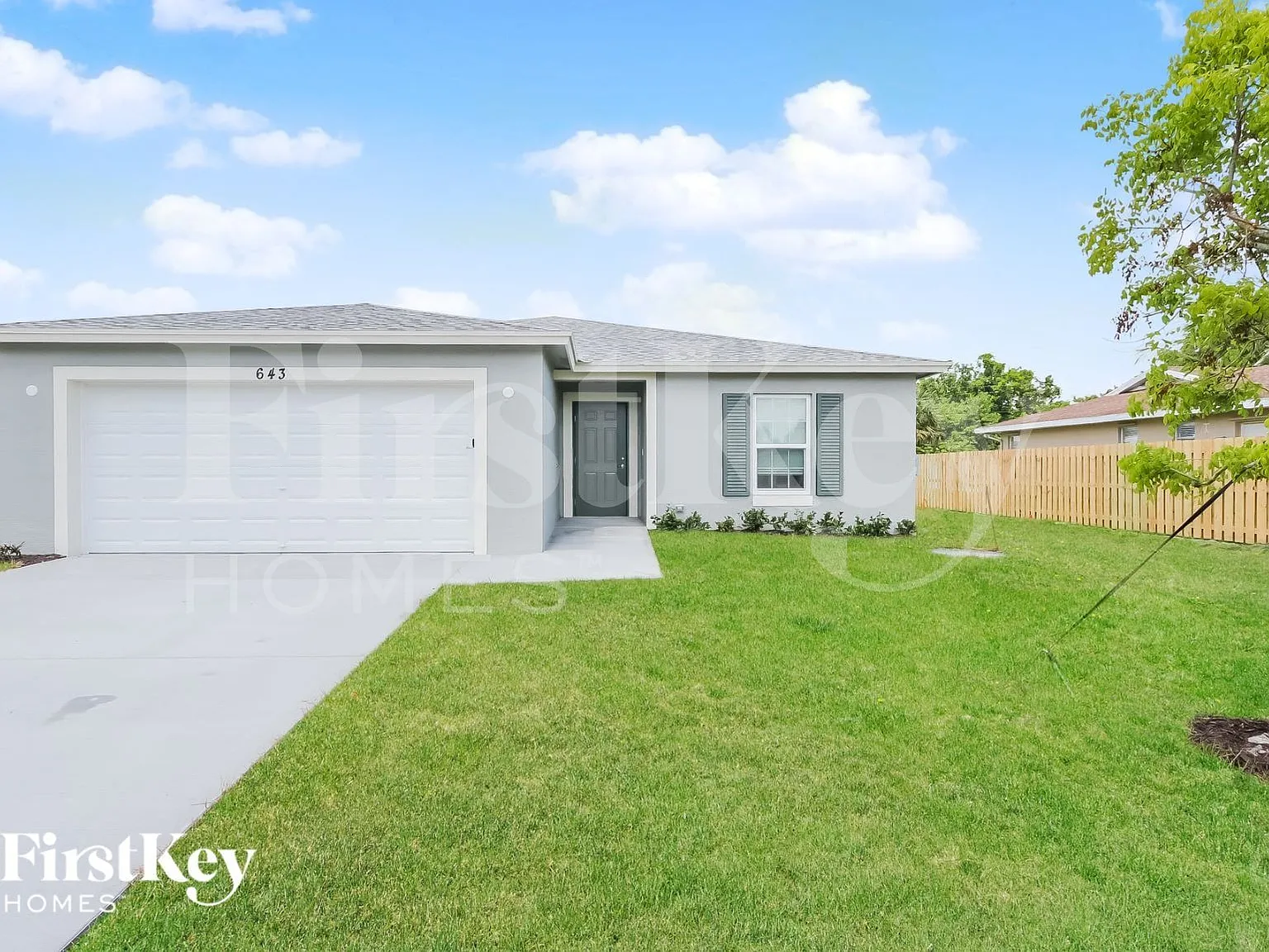 4 bed, 2.0 bath, 1833 sqft, $2,300 — Photo 1