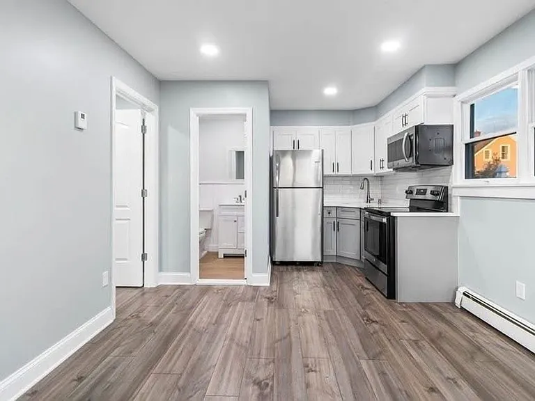 131 Liberty Ave #1 — Photo 7