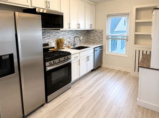811 Pleasantview Ter #2, Ridgefield, NJ 07657