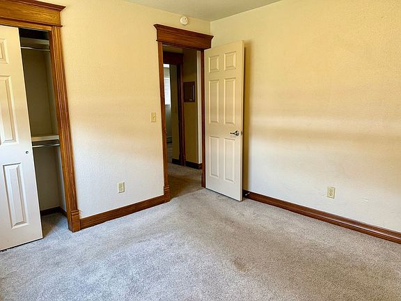 4th image of 1628 Azalea Dr APT 4