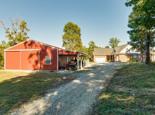 1987 Bear Creek Trl, Centerville, TN 37033