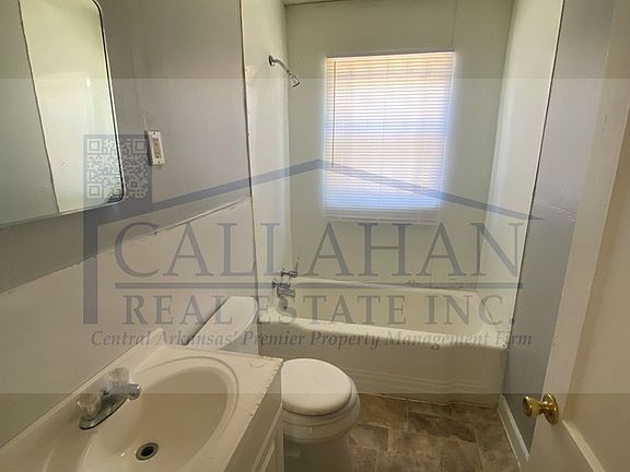 2nd image of 1007 Dennison St