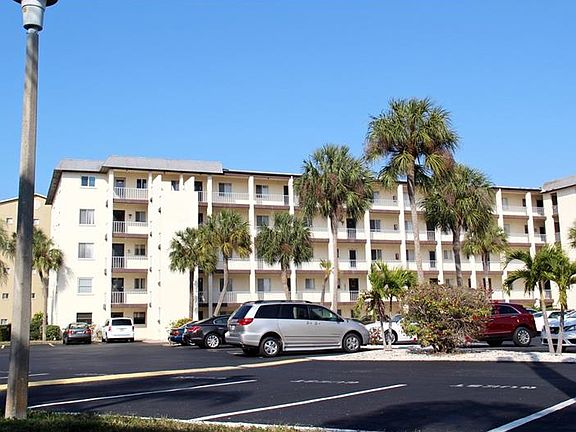 2nd image of 3843 Lake Bayshore Dr #102B