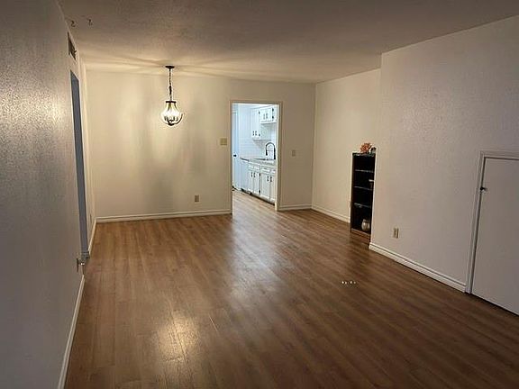 3rd image of 1300 Eagle Lake Rd #3