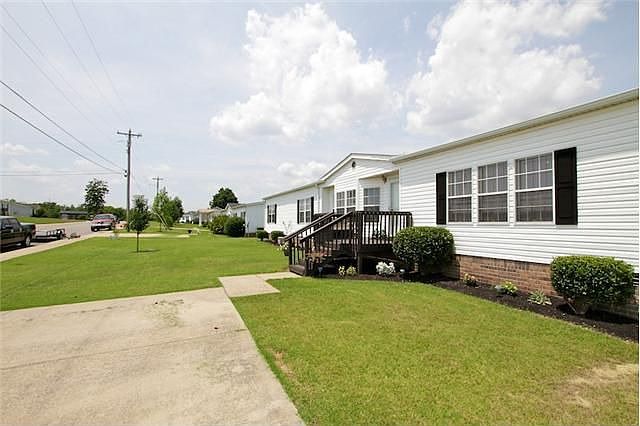 1st image of 132 Kendra Dr