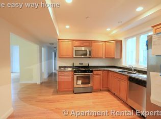 25 Lewis St #2R, Somerville, MA 02143