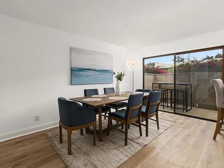836 S Sierra Ave — Photo 3