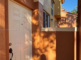 Pembroke Cay, Hollywood, FL 33027