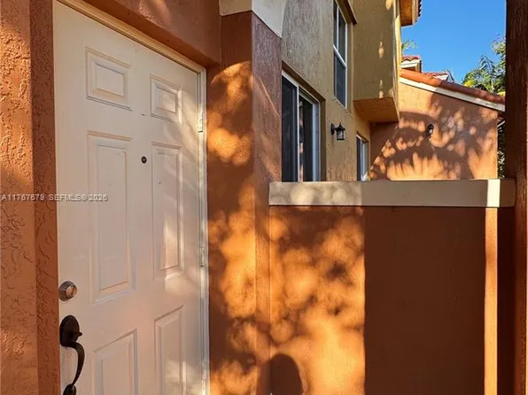 1033 SW 144th Ave #2705, Hollywood, FL 33027