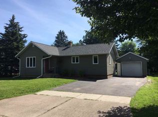 1433 N 13th Ave, Wausau, WI 54401
