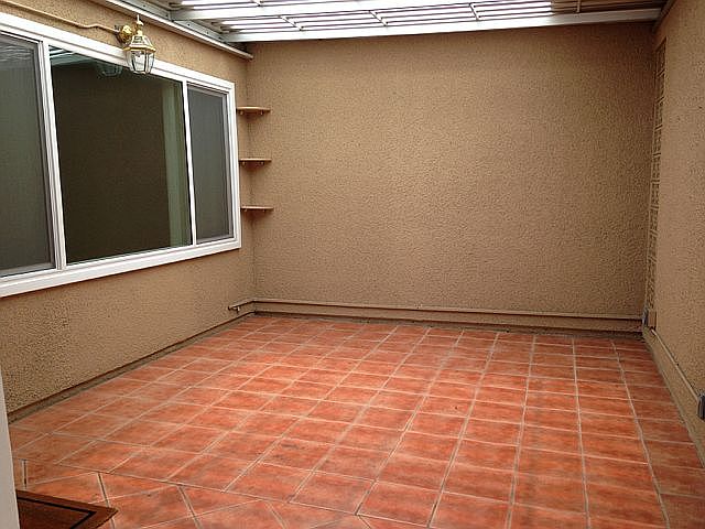 Covered tiled patio