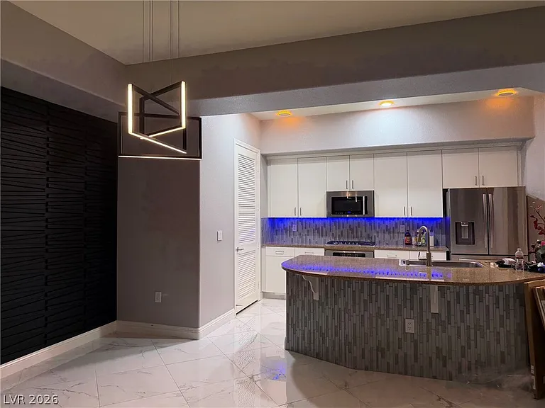 56 E Serene Ave #402 — Photo 6